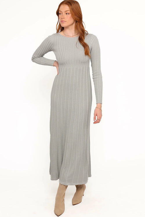 Long sleeve grey knit maxi dress with an a-line skirt