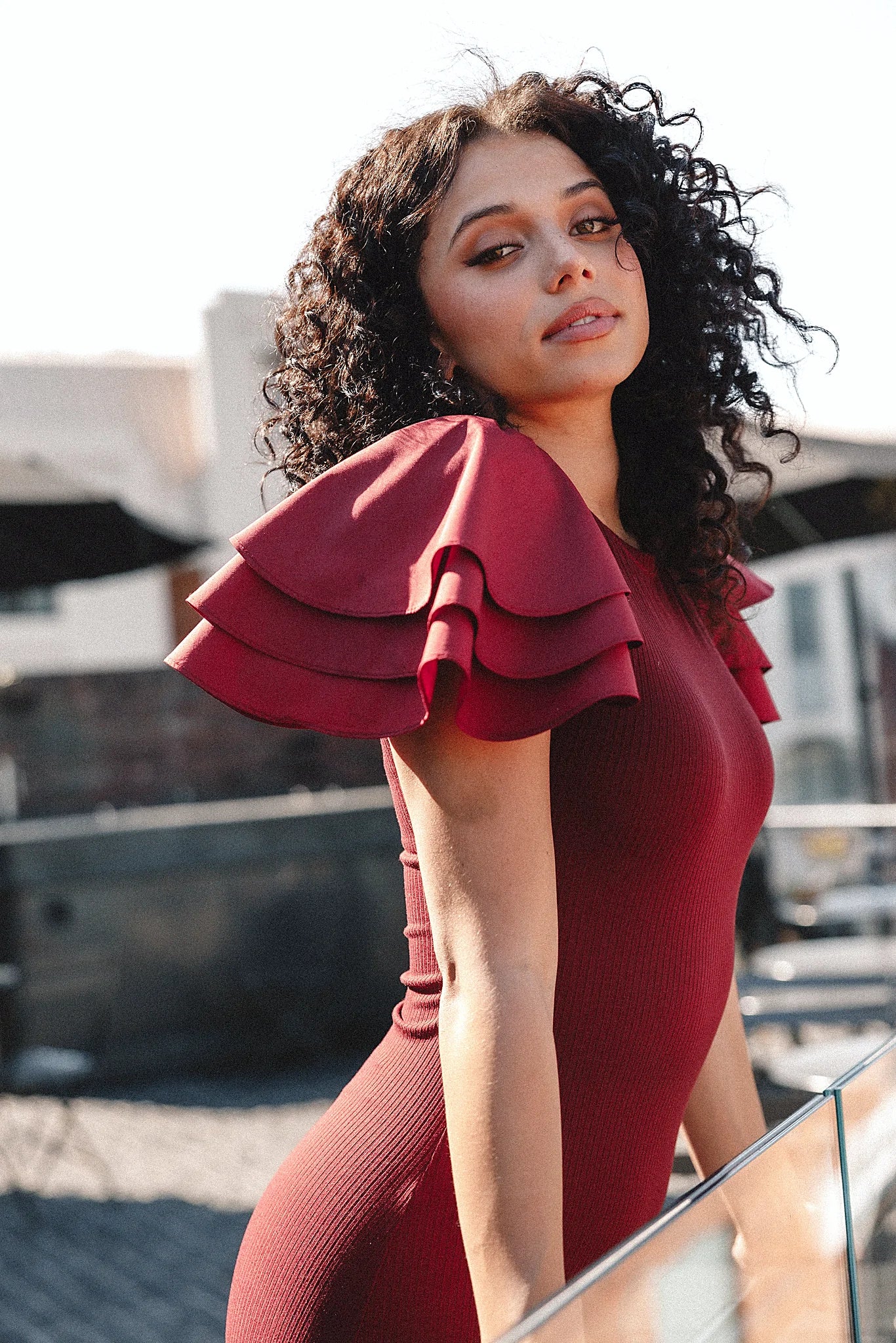 Short sleeves with frill detail on a wine midi dress